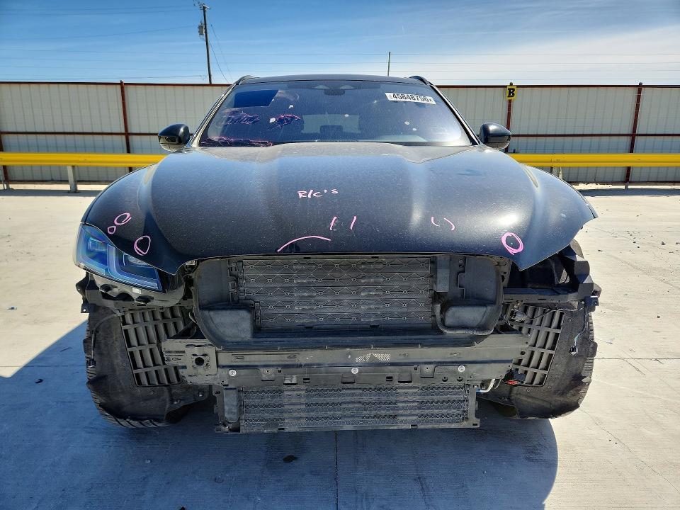 2022 Jaguar F-pace s