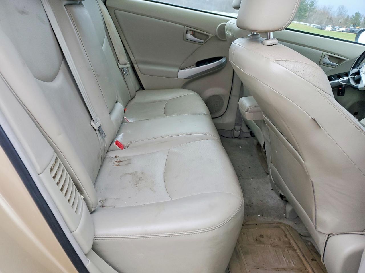 2010 Toyota Prius iv