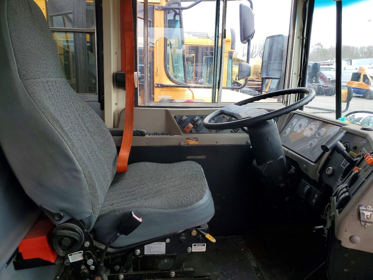 2015 Ic Corporation RE Series School-School Bus