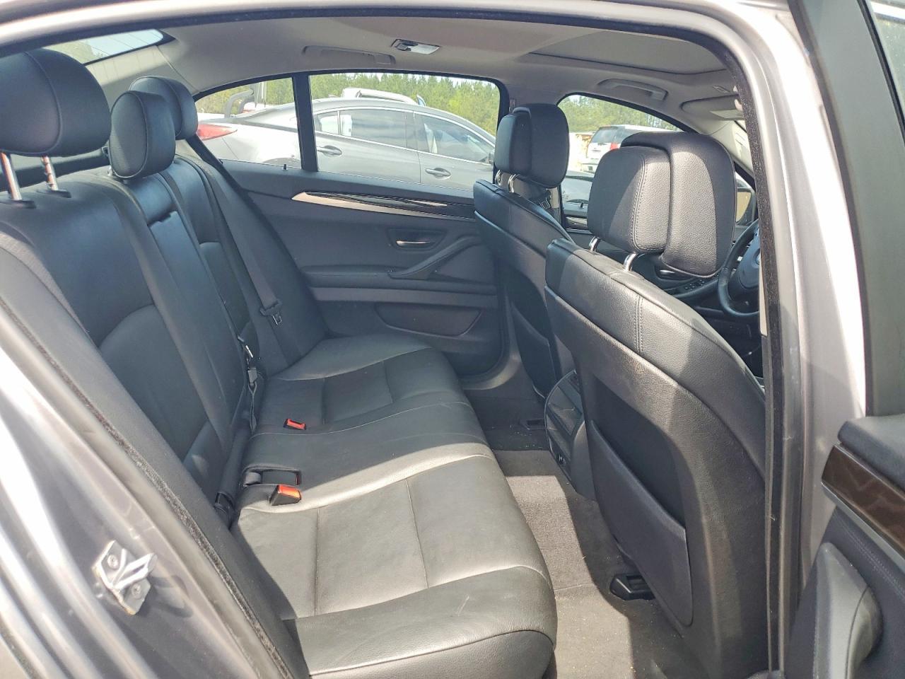 2013 BMW 528 i