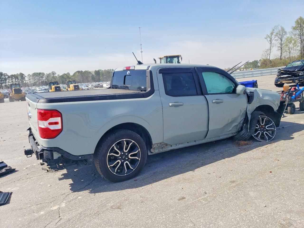 2022 Ford Maverick XL