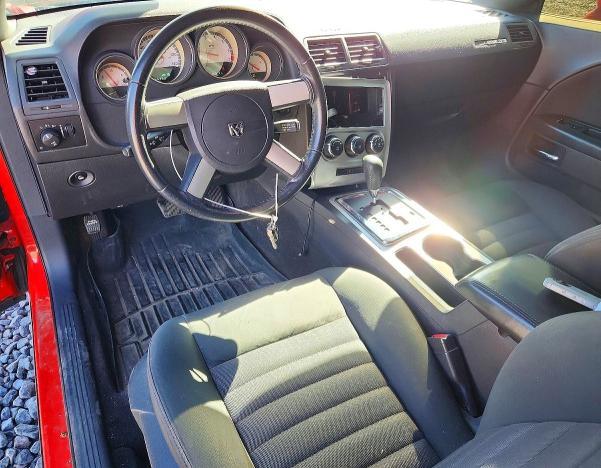 2009 Dodge Challenger se