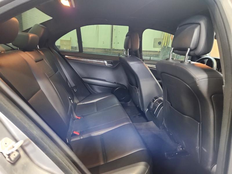 2011 Mercedes-Benz C300w 4matic 4DR