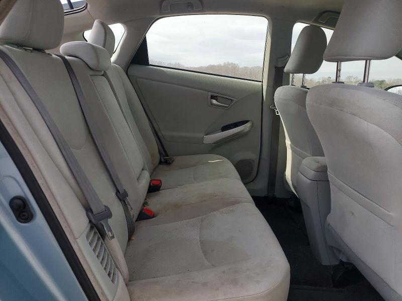 2015 Toyota Prius two