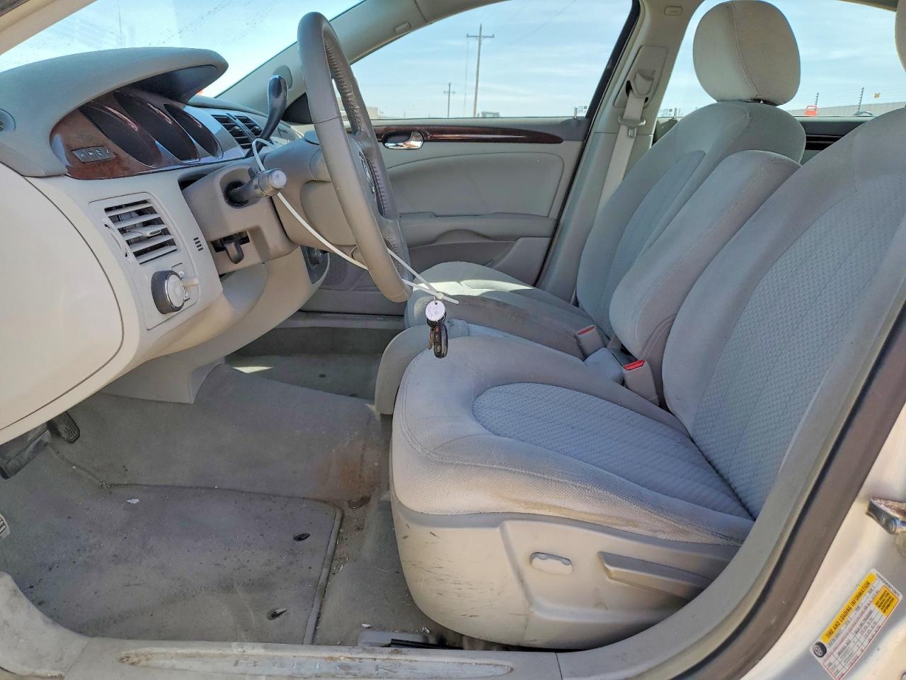 2011 Buick Lucerne cx