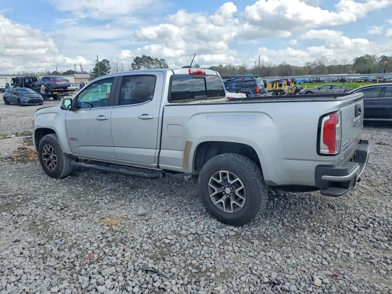 2015 GMC Canyon SLE
