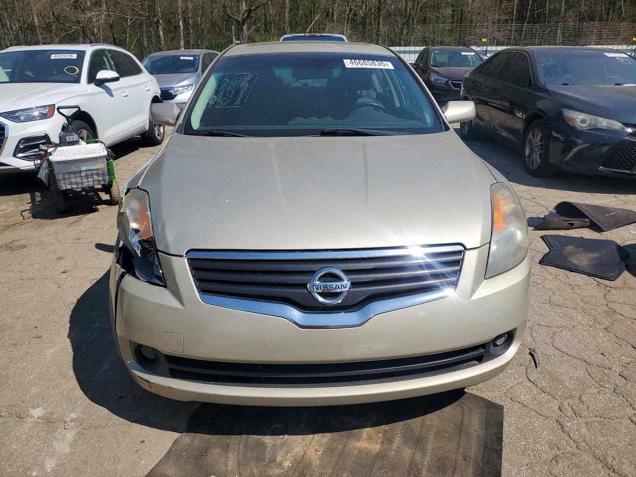 2009 Niss Altima