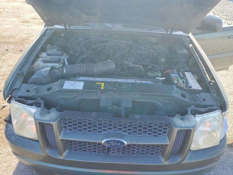 2004 Ford Explorer Sport Trac