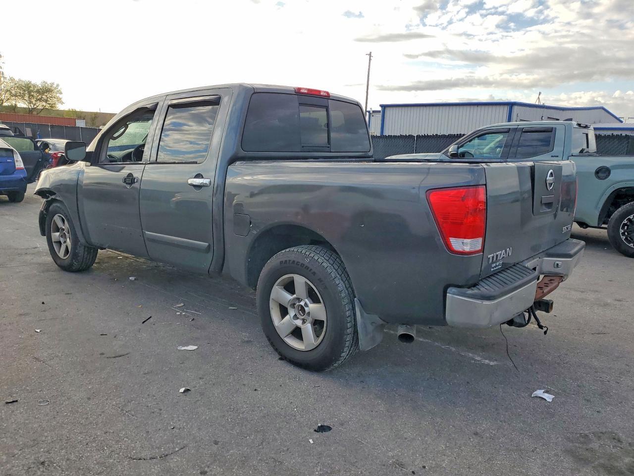 2004 Nissan Titan XE