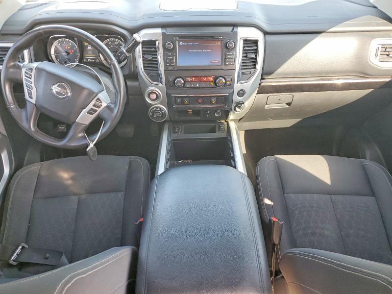 2018 Nissan Titan SV