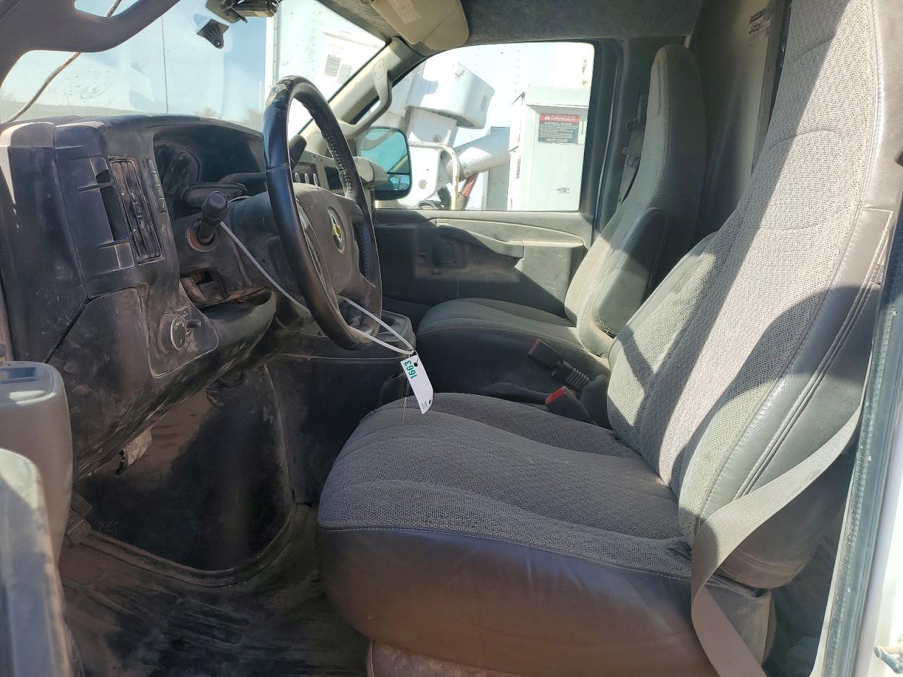2021 Chev Rolet Express Delivery Truck
