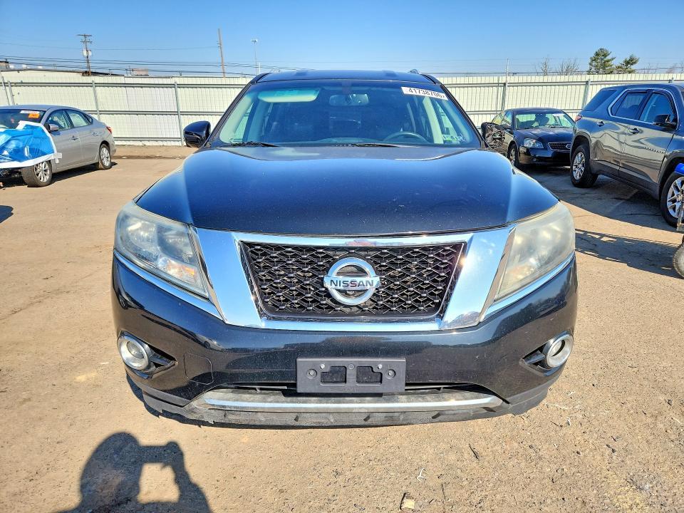 2015 Nissan Pathfinder sl