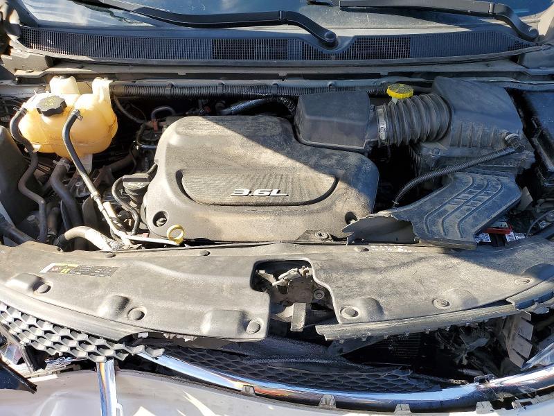 2017 Chrysler Pacifica Touring l