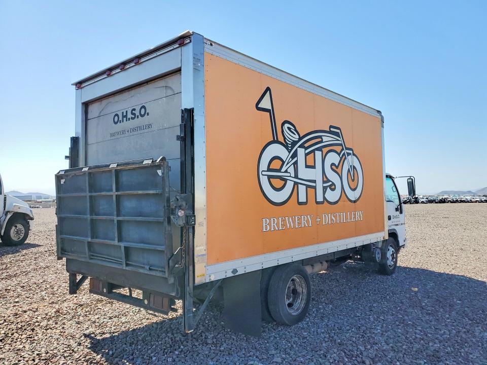 2006 Isuzu NRR-BOX Truck