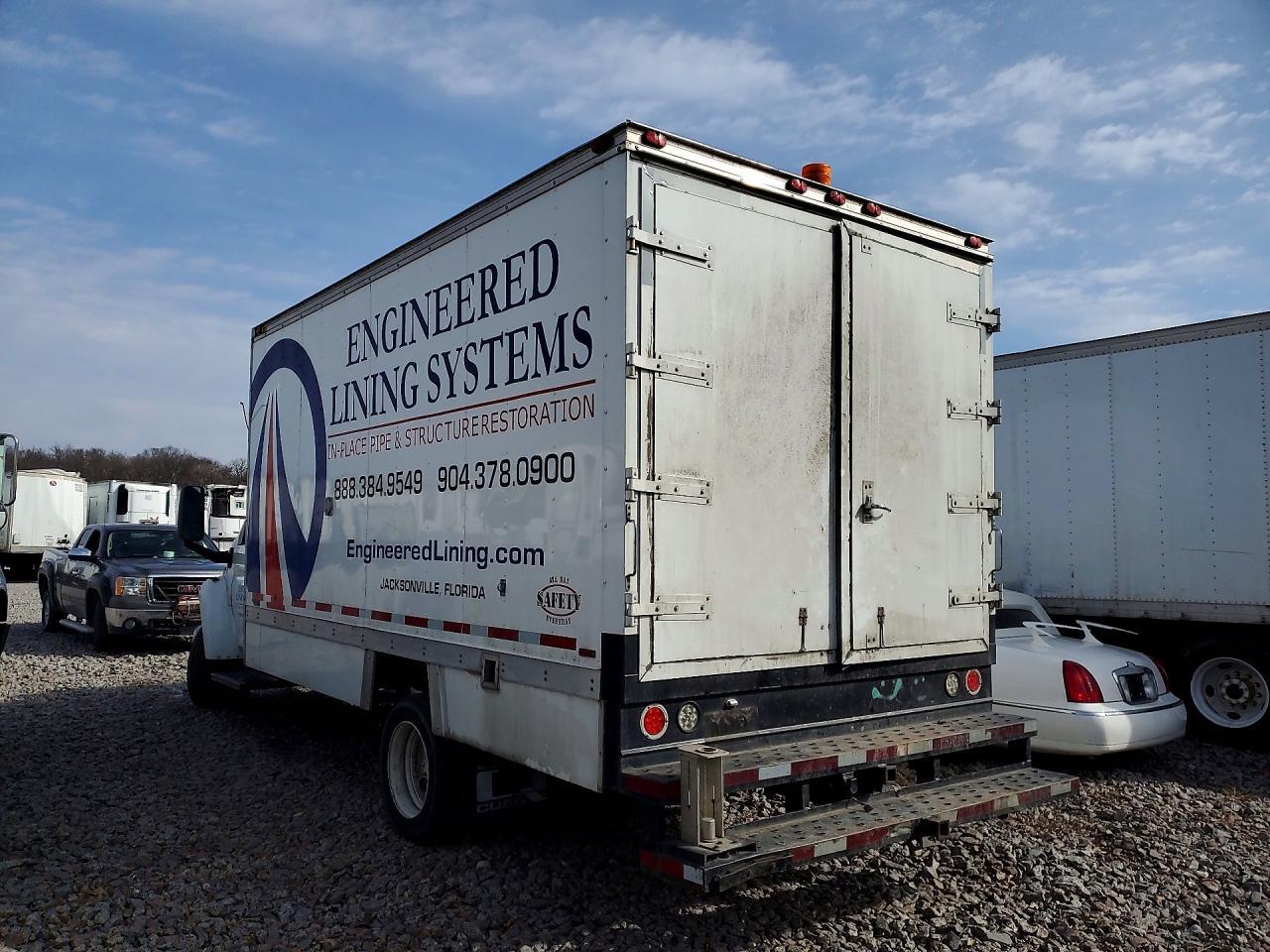 2007 Chevrolet C5500 Delivery Truck