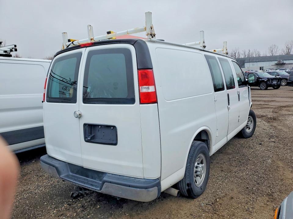 2023 Chevrolet Express G2500