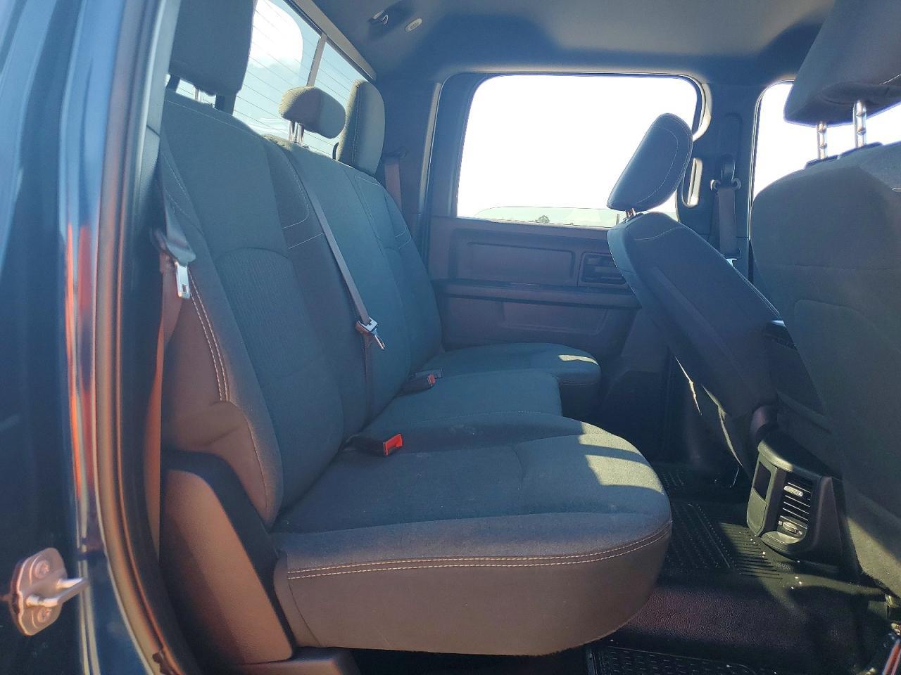 2022 Triumph 2500 Tradesman