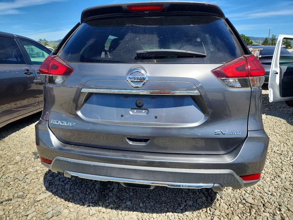2018 Niss Rogue sv