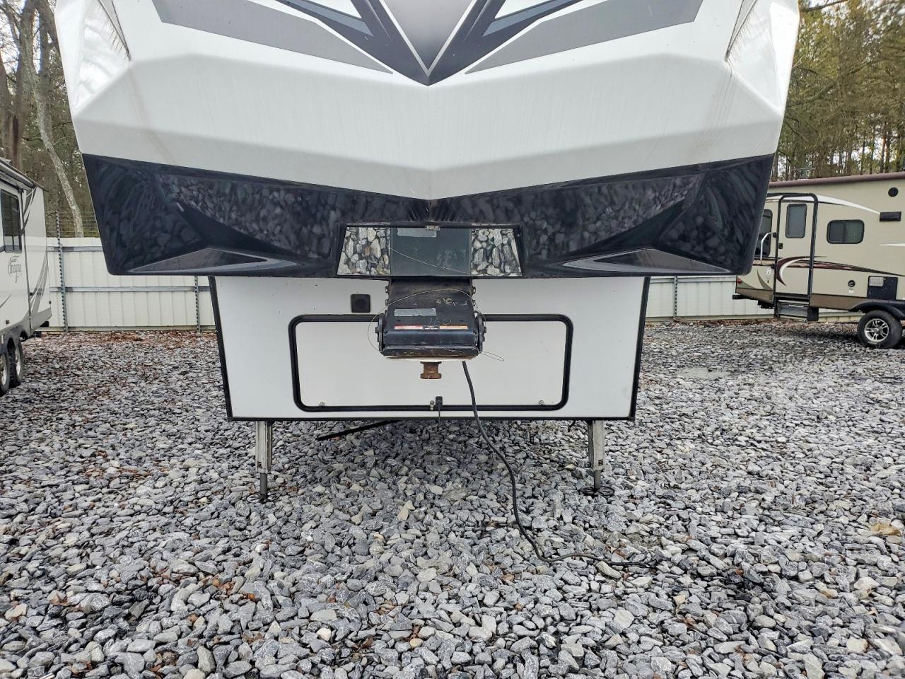 2021 Keystone Voltage Camper