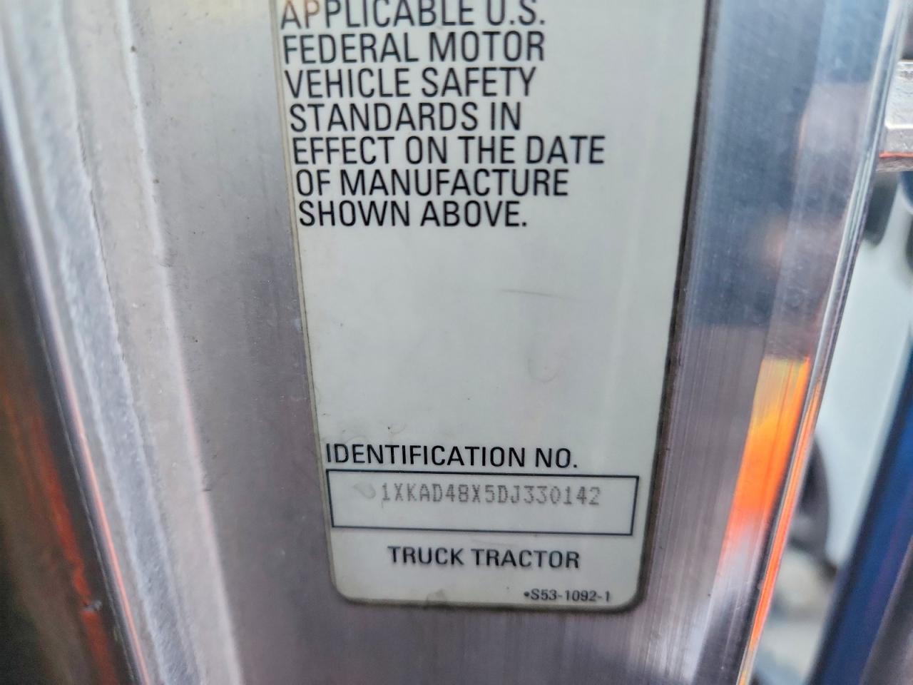 2013 Kenworth T660 Semi Truck