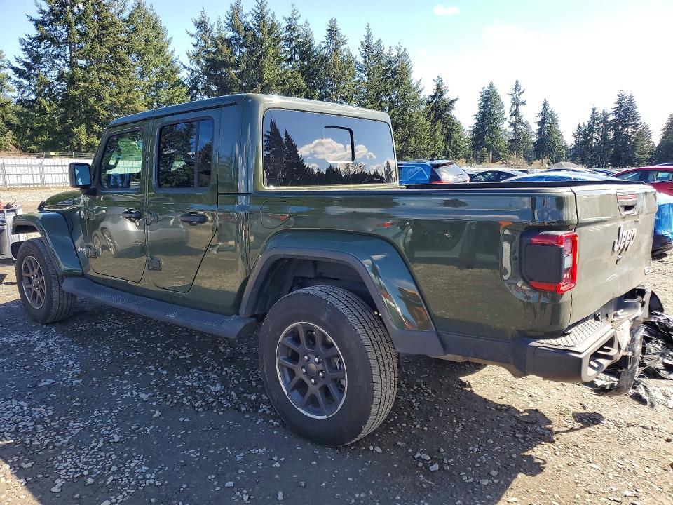 2022 Jeep Gladiator Overland