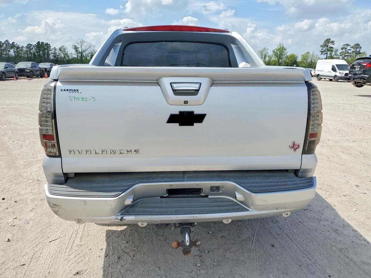 2013 Chevrolet Avalanche lt