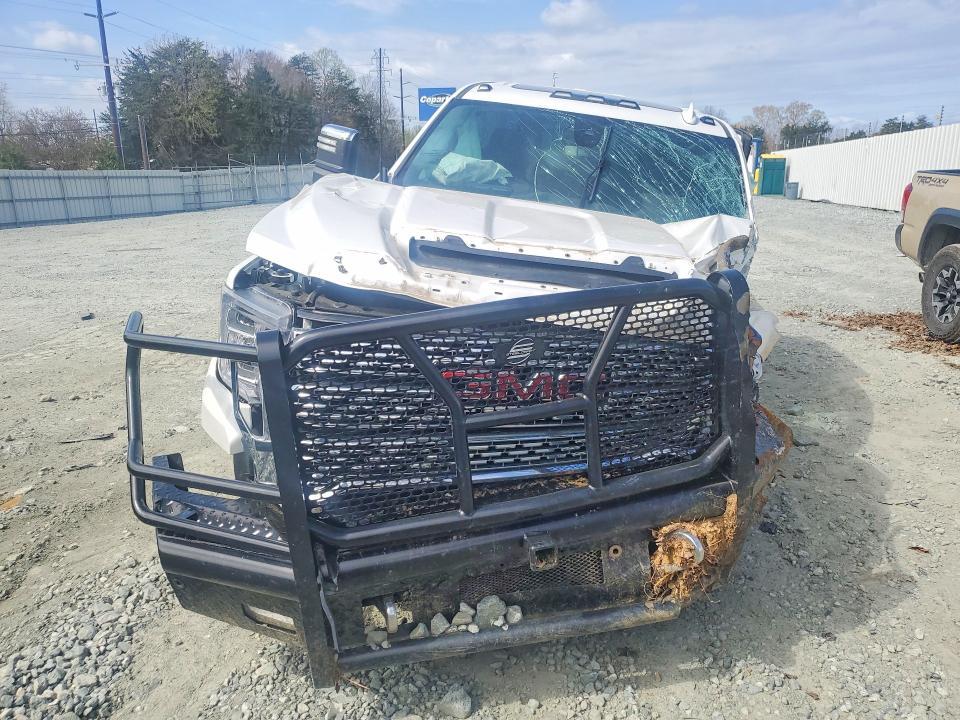2022 GMC Sierra K2500 Denali