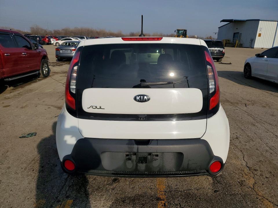 2015 KIA Soul +