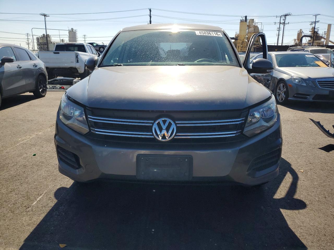 2014 Volkswagen Tiguan s