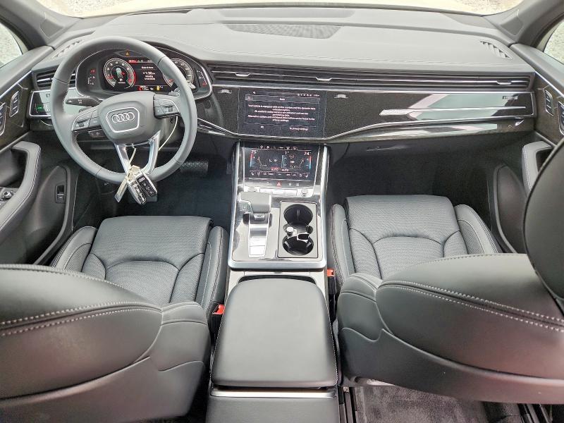 2025 Audi Q7 Prestige