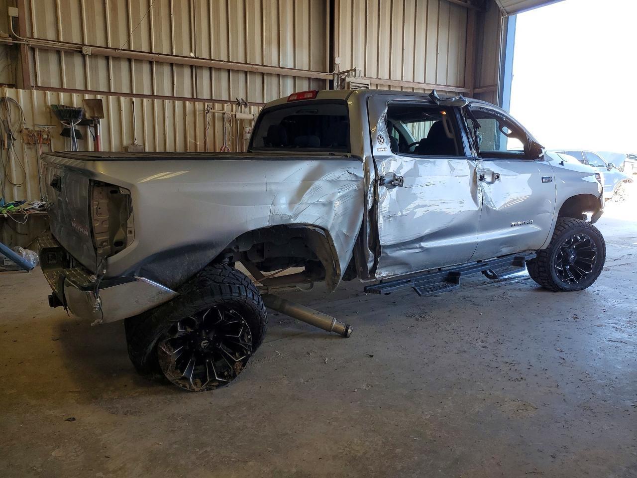 2014 Toyota Tundra SR5