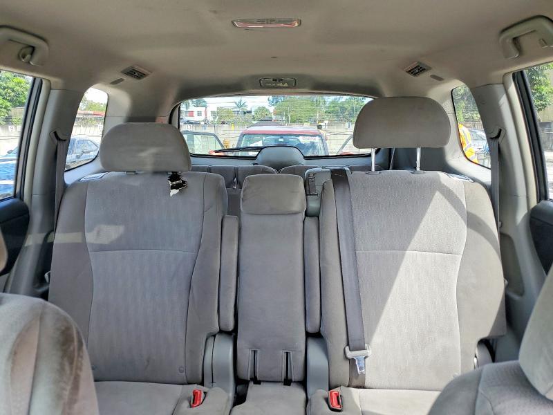 2013 Toyota Highlander Base