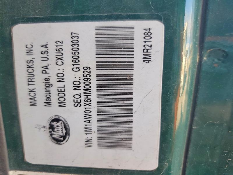 2017 Mack CX612 Semi Truck