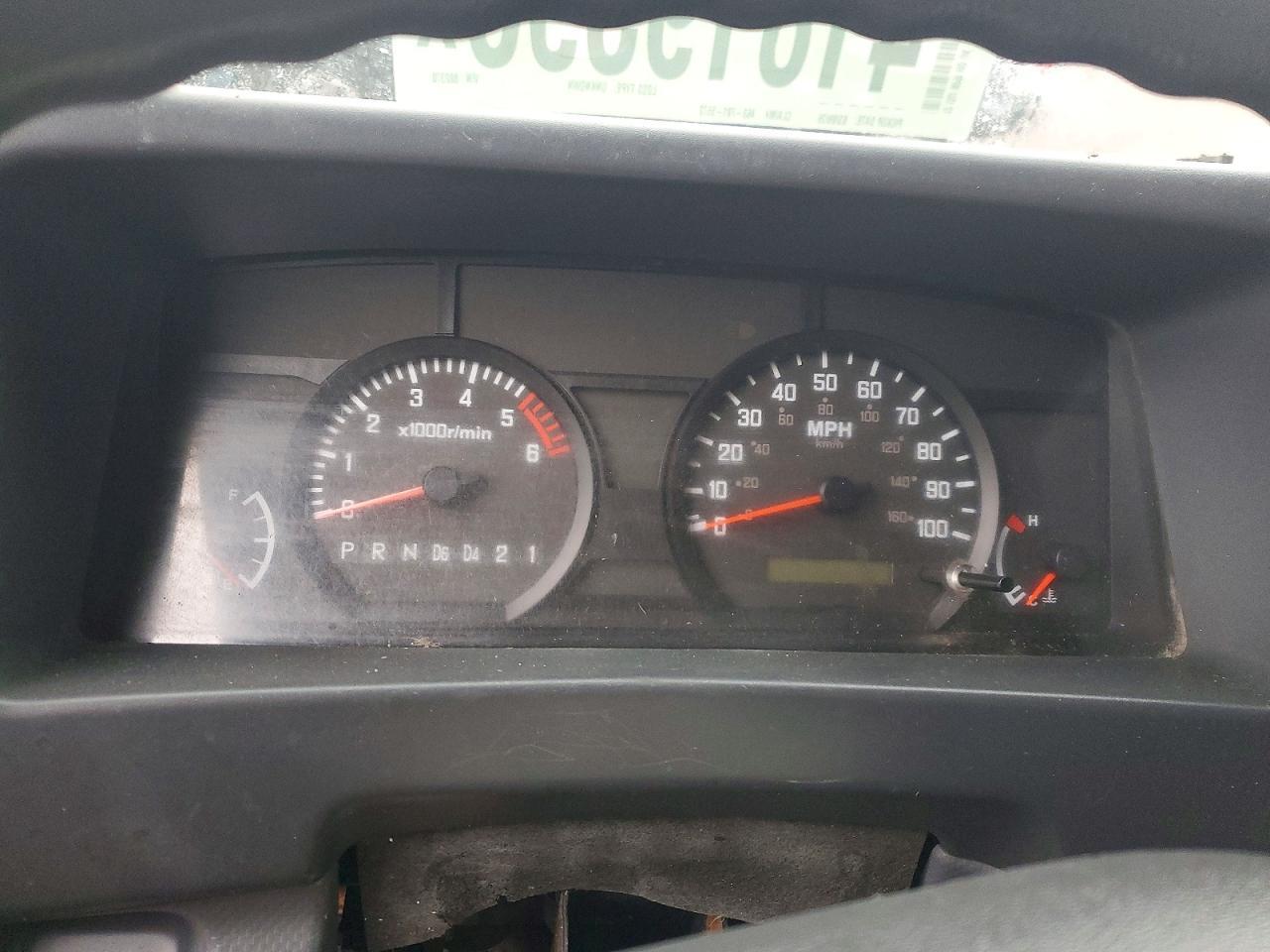 2012 Isuzu NPR HD