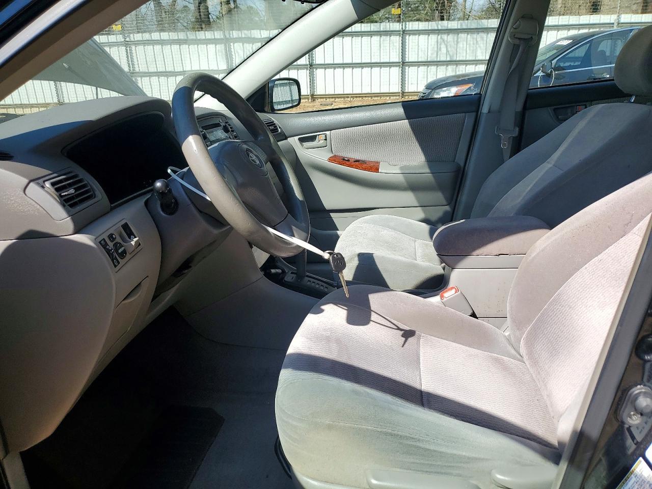 2005 Toyota Corolla le