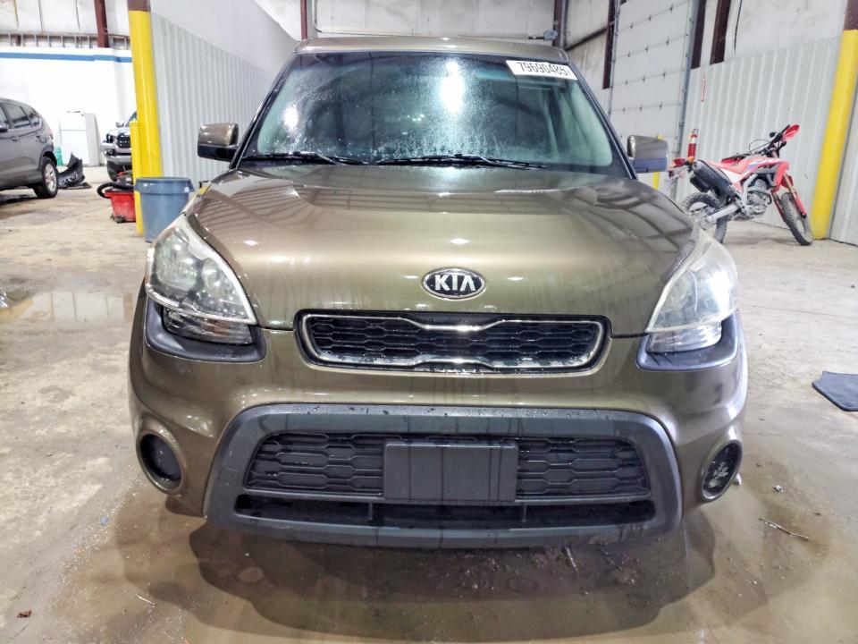 2013 KIA Soul Base
