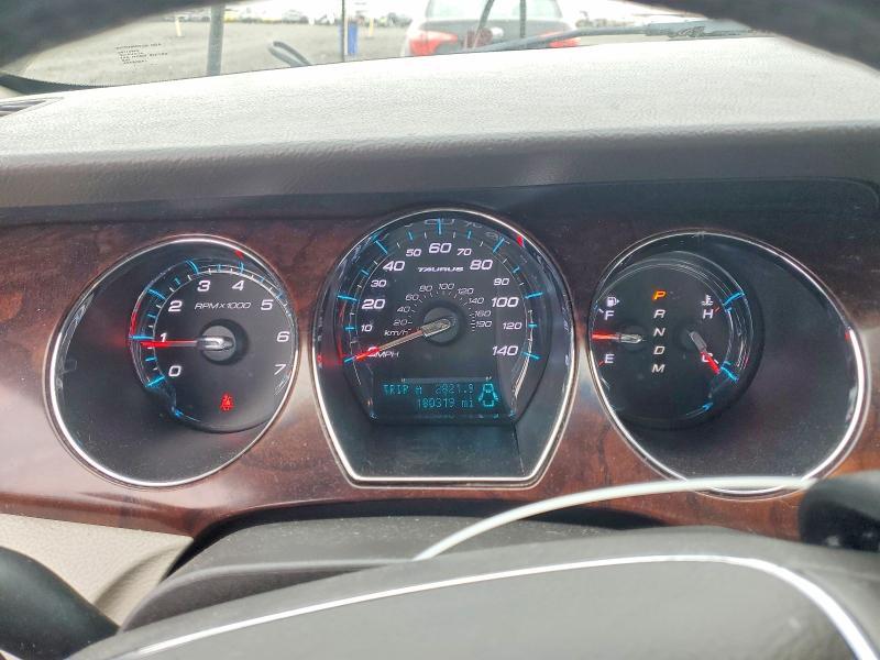 2010 Ford Taurus sel