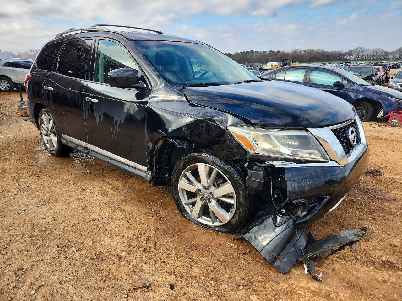 2014 Nissan Pathfinder s