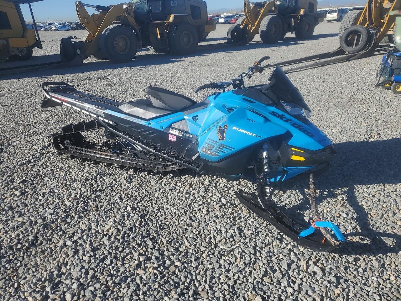 2020 Skidoo Summit 850