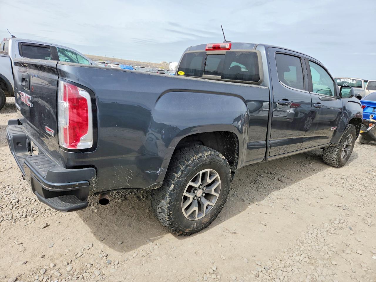 2016 GMC Canyon SLE