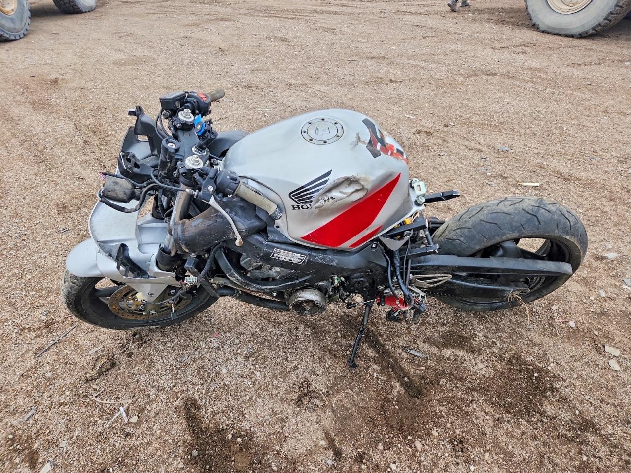2002 Honda CBR600 F4