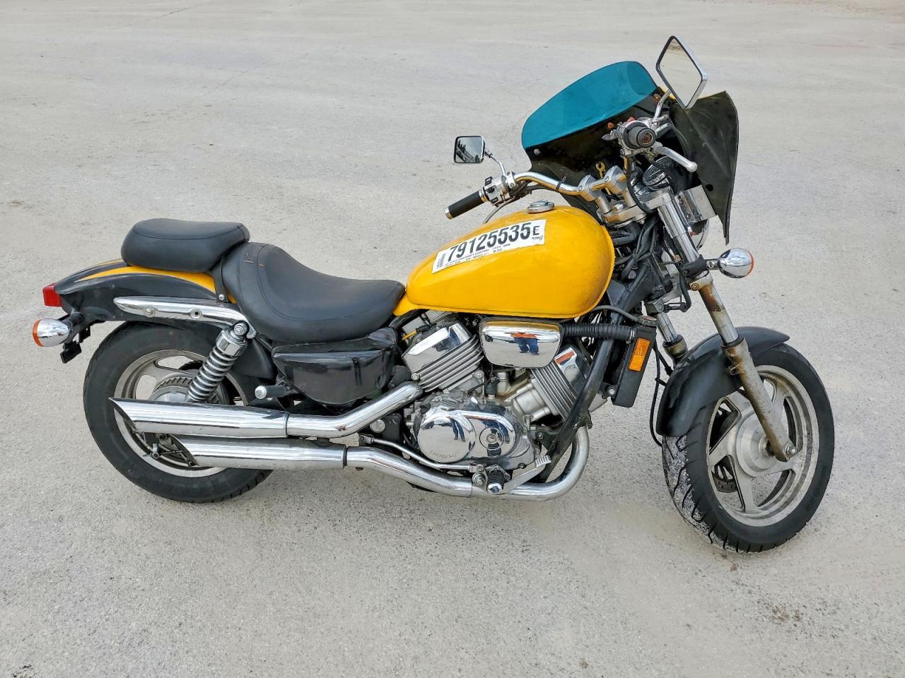 1997 Honda VF750 C2