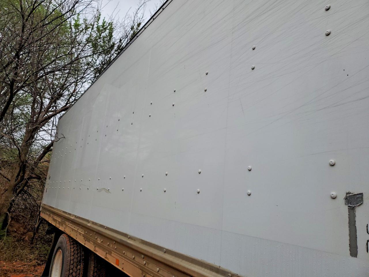 2020 Freigliner 2020 Freightliner Business Class M2 BOX Truck