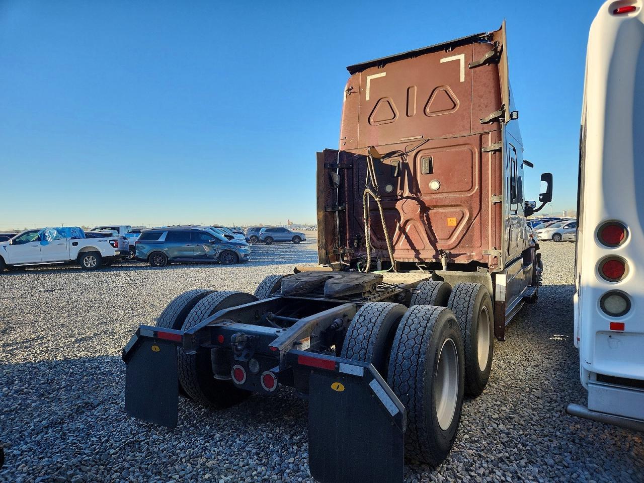 2017 Freigliner 2017 Freightliner Cascadia 125 Semi Truck