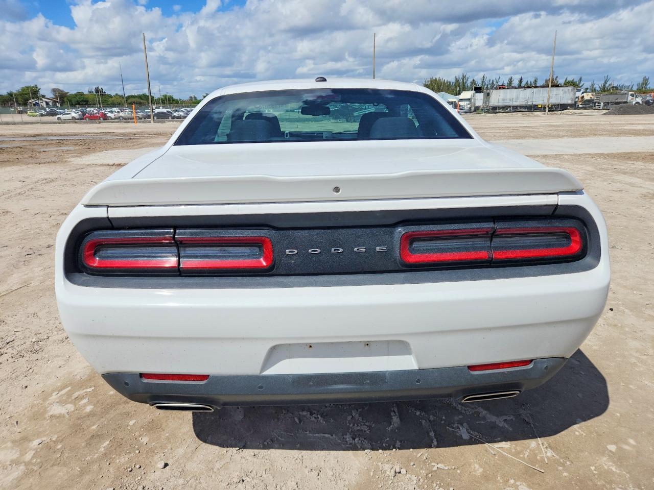 2021 Dodge Challenger sxt