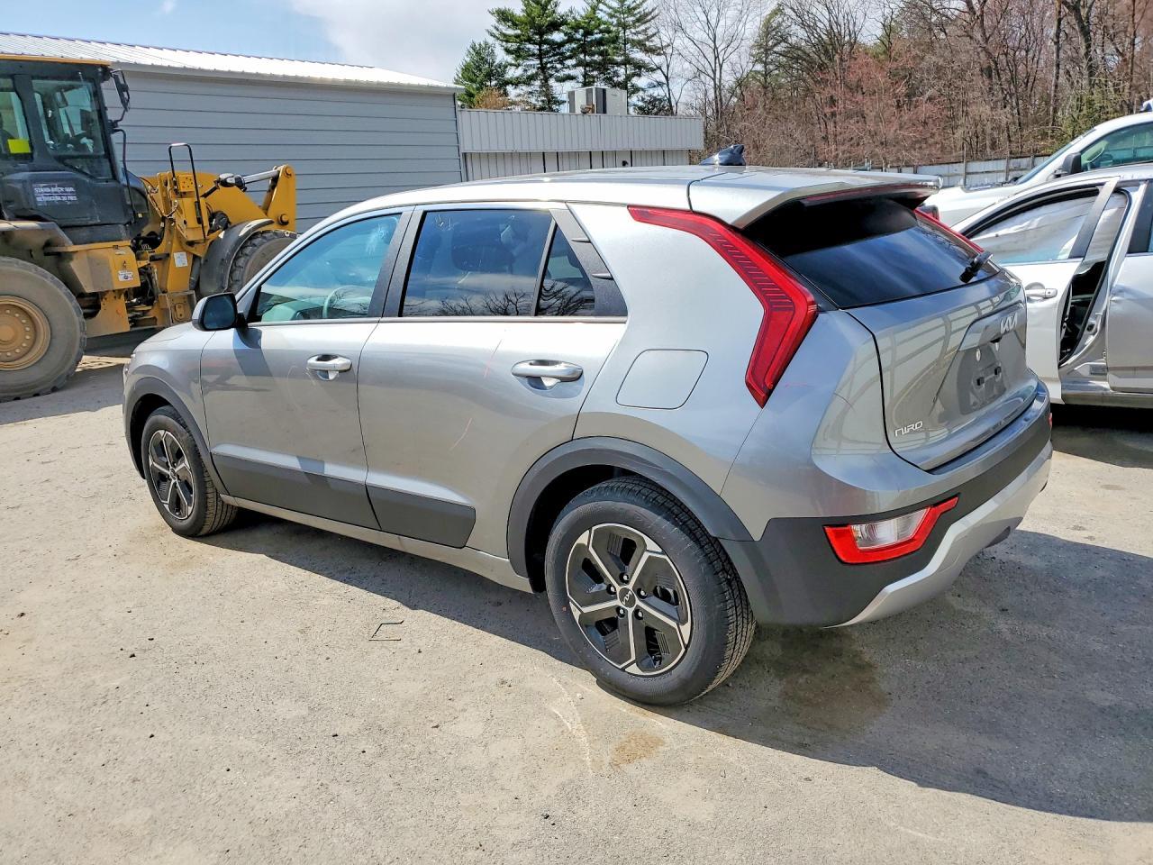 2026 KIA Niro lx