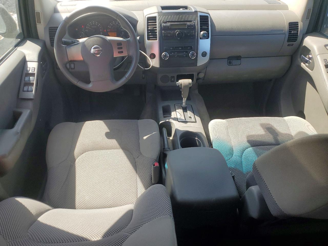 2011 Nissan Frontier S