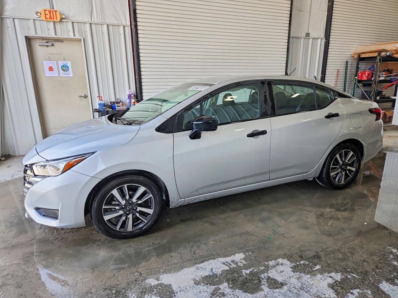 2024 Nissan Versa s