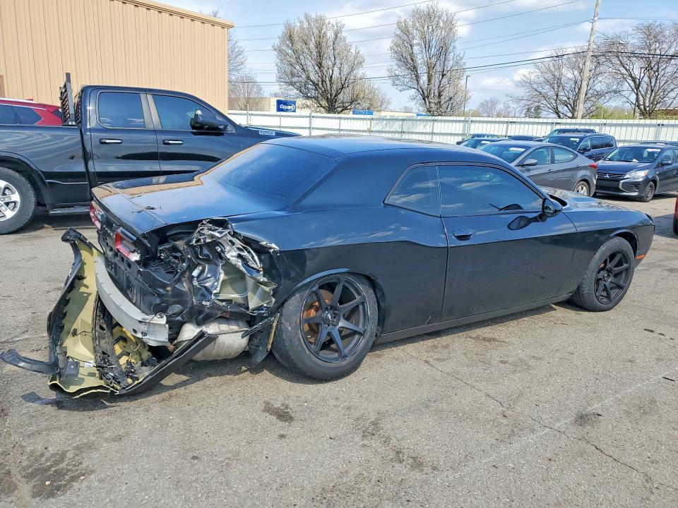 2016 Dodge Challenger sxt