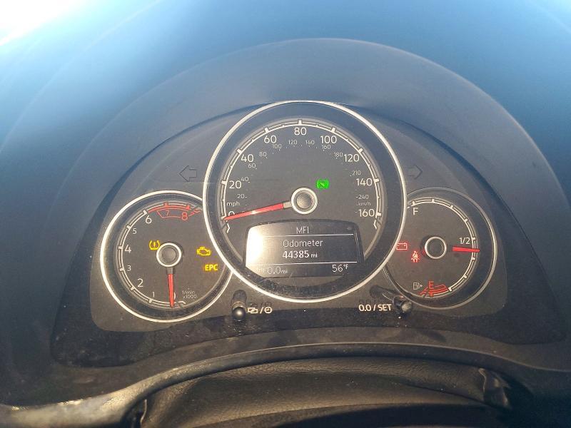 2019 Volkswagen Beetle s